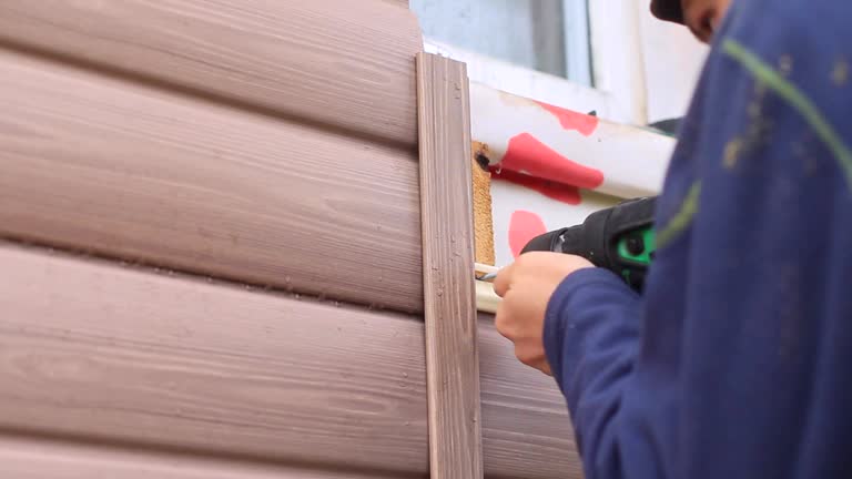 Best Storm Damage Siding Repair  in Graysville, AL